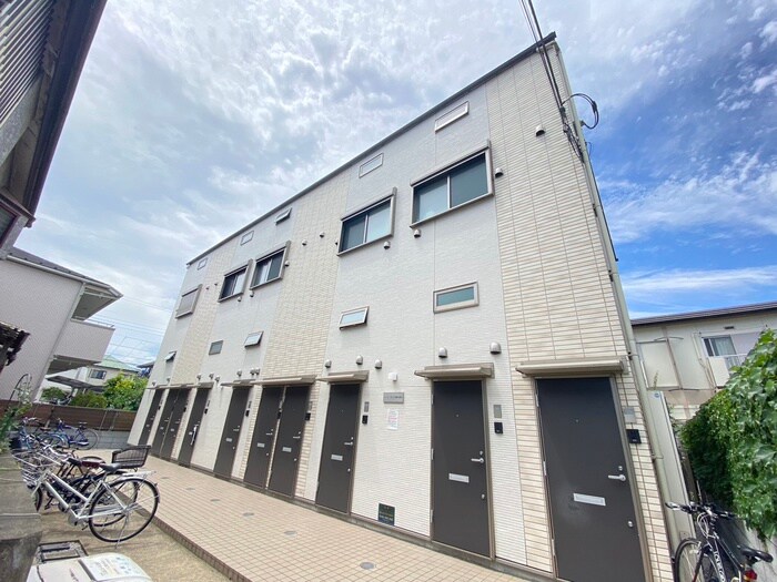 バーミープレイス東小金井の物件外観写真