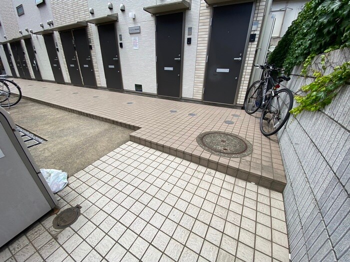 バーミープレイス東小金井の物件外観写真