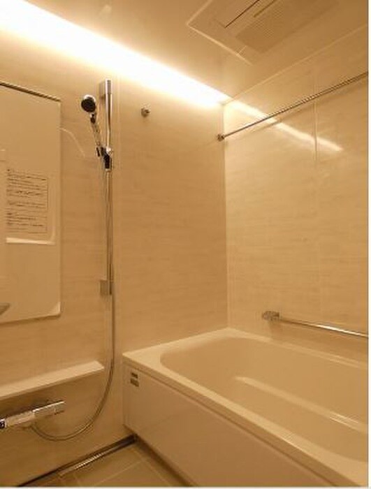 ｸﾞﾗﾝﾄﾞｩｰﾙﾌﾟﾚﾐｱﾑ代々木大山の物件内観写真