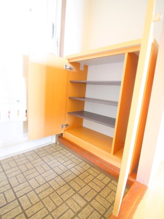 ホワイトハイムみずほ台の物件内観写真