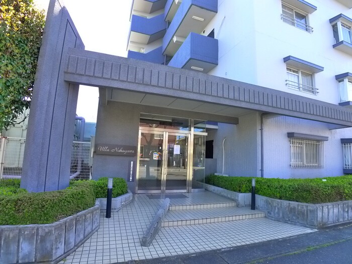 ヴィラ中川の物件外観写真