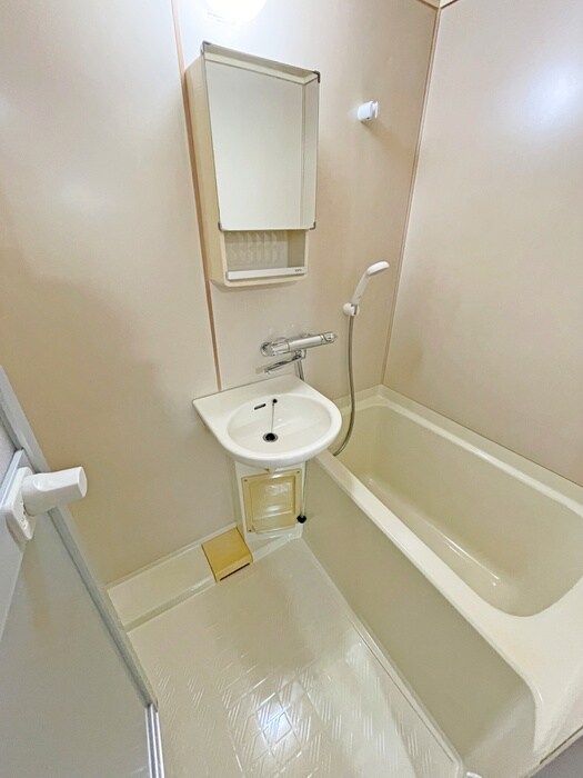 パ－ルシャト－(3階･4階)の物件内観写真