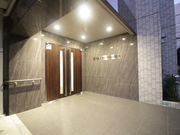 Primal Nakanoの物件外観写真