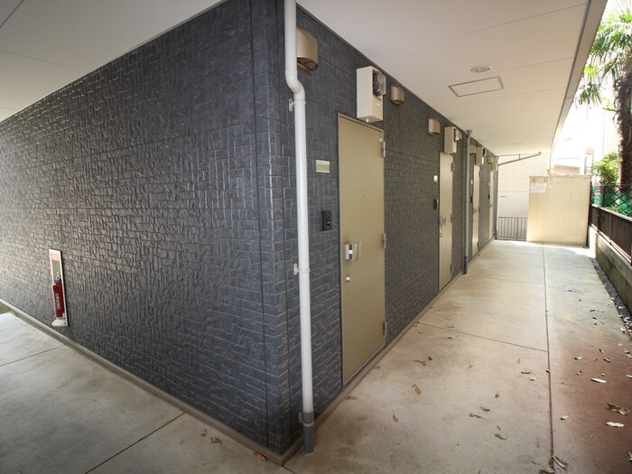 セレコ－ト南林間の物件外観写真