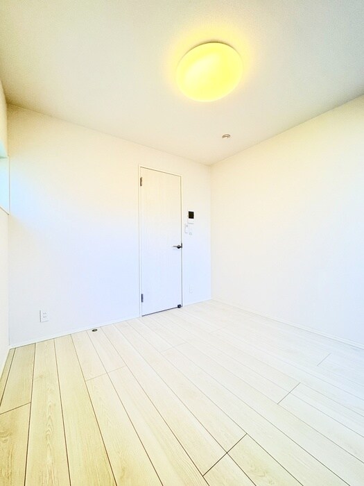 NAT上尾の物件内観写真