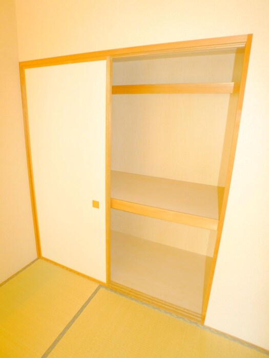 サンフラワ－小松の物件内観写真