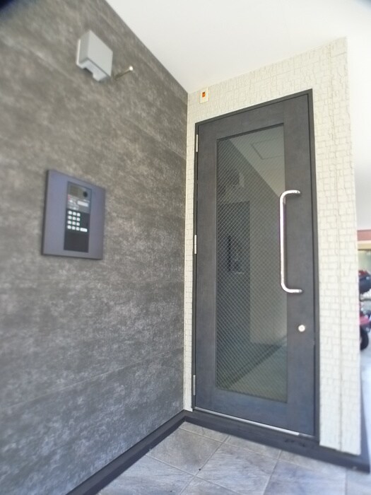 Ｂｕｚｚ西新井の物件外観写真