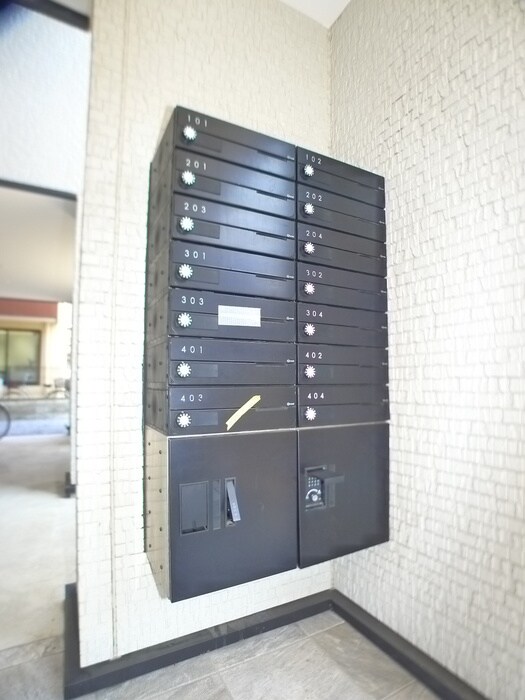 Ｂｕｚｚ西新井の物件外観写真