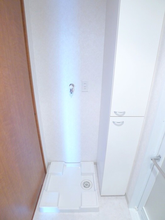 ＩＮＳＵＲＡＮＣＥＢＬＤＧ．Ⅷの物件内観写真