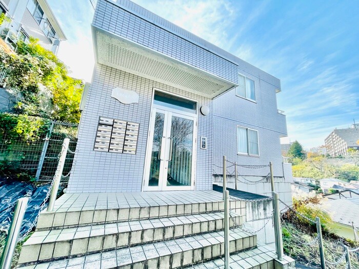 エクセル百合丘の物件外観写真