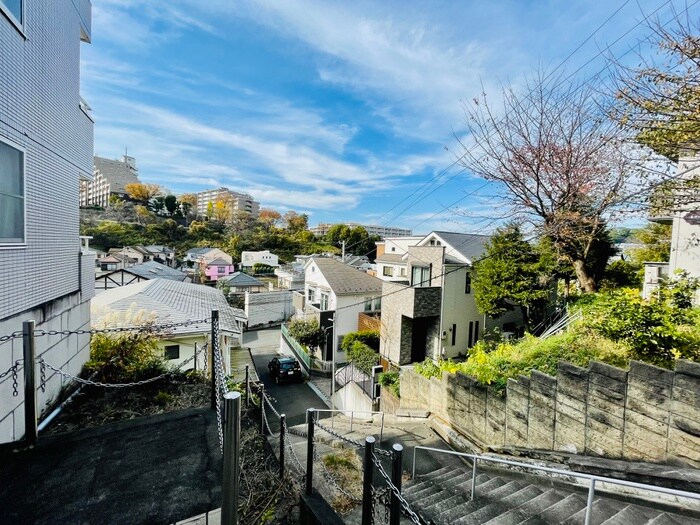 エクセル百合丘の物件外観写真