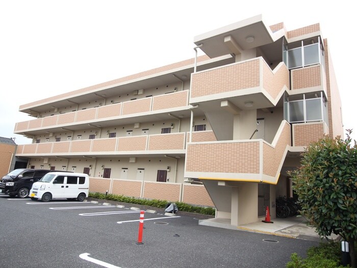 メゾンノ－ブルの物件外観写真