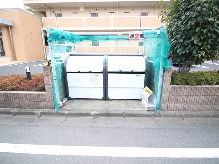 メゾンノ－ブルの物件外観写真