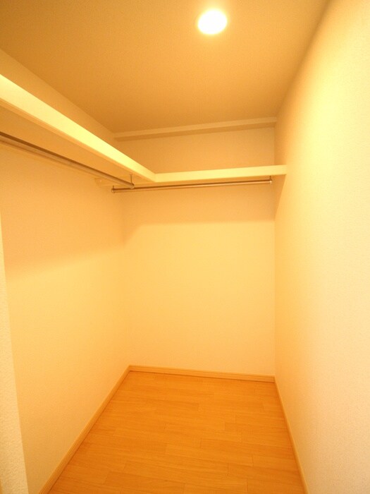 メゾンノ－ブルの物件内観写真