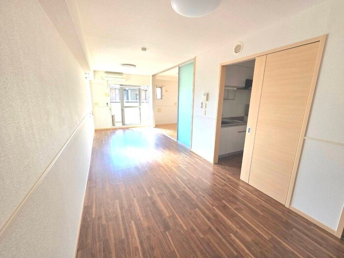 メゾンノ－ブルの物件内観写真