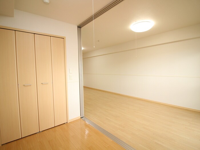 メゾンノ－ブルの物件内観写真