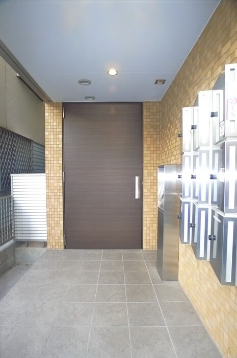 ロータスコートの物件外観写真