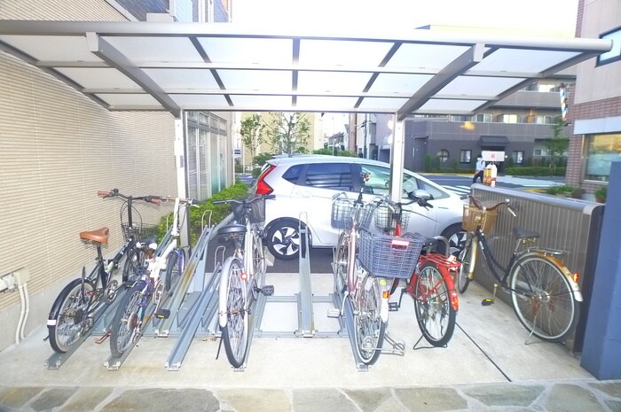 ロータスコートの物件外観写真