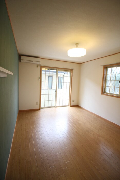 クレセントコンフォ－トの物件内観写真