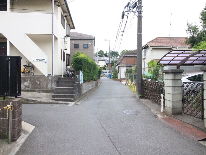 クレセントコンフォ－トの物件外観写真