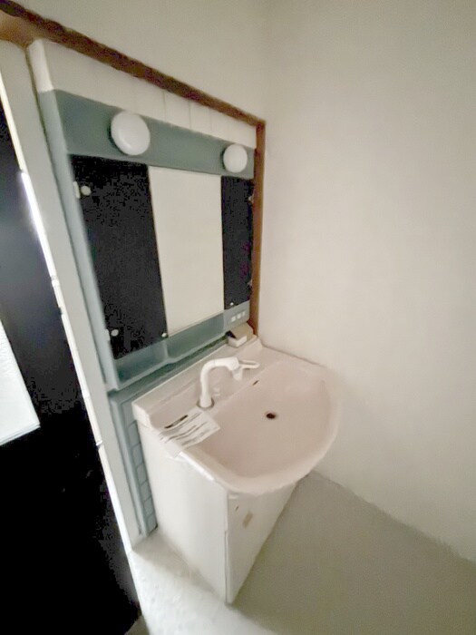 リバーサイド秋葉の物件内観写真