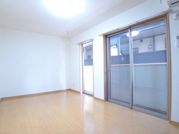 クレフラスト松戸吉井町B棟の物件内観写真