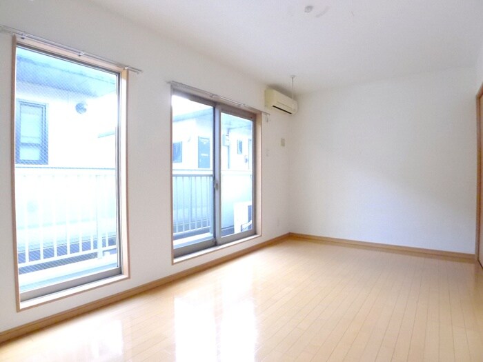 クレフラスト松戸吉井町B棟の物件内観写真