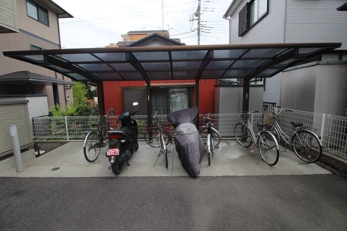 ﾒｿﾞﾝﾄﾞ･ｿﾚｰﾕHiguchiの物件外観写真