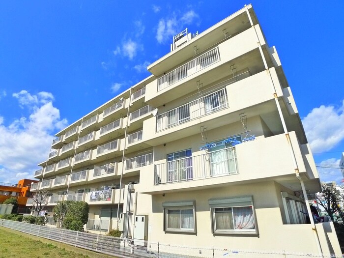 プルミエール西船の物件外観写真