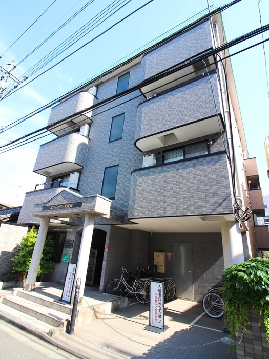 エストゥディオ尾高の物件外観写真