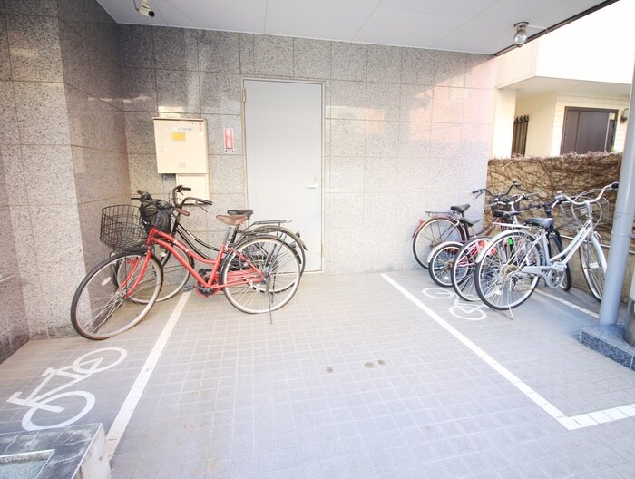 エストゥディオ尾高の物件外観写真