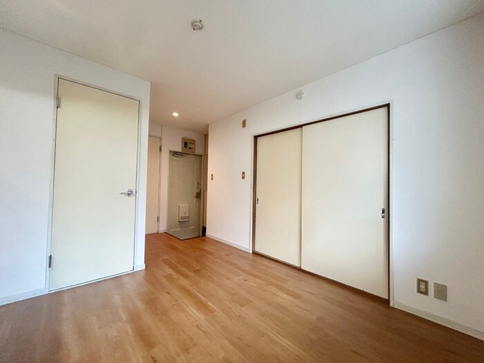 レジデンスこうだの物件内観写真