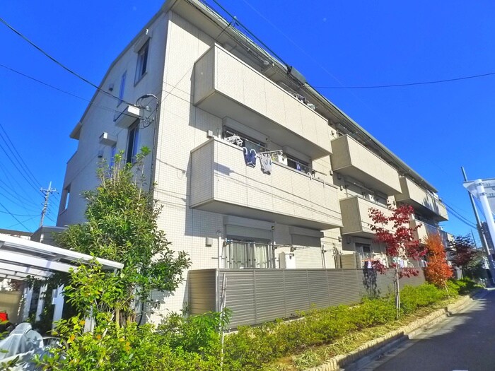 ラ・ボヌールの物件外観写真