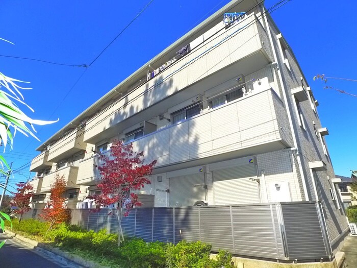 ラ・ボヌールの物件外観写真