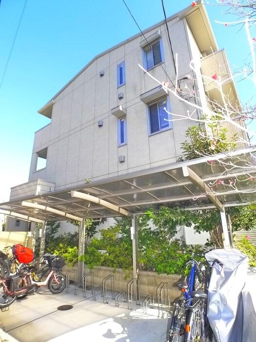 ラ・ボヌールの物件外観写真