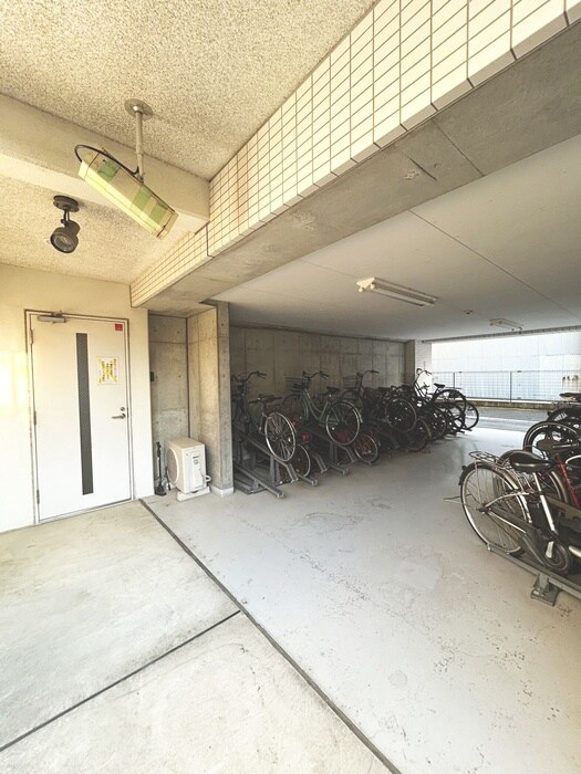 Ｓ－ＦＯＲＴ本八幡Ｍａｉｒｉｅの物件外観写真