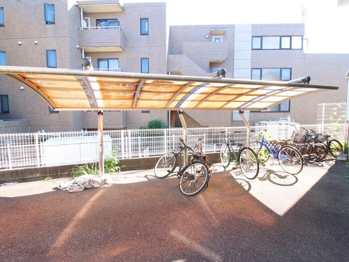 グレ－スカメリア市が尾Ｂ棟の物件外観写真