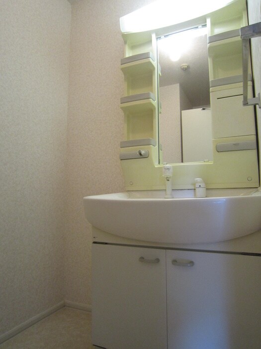 グレ－スカメリア市が尾Ｂ棟の物件内観写真