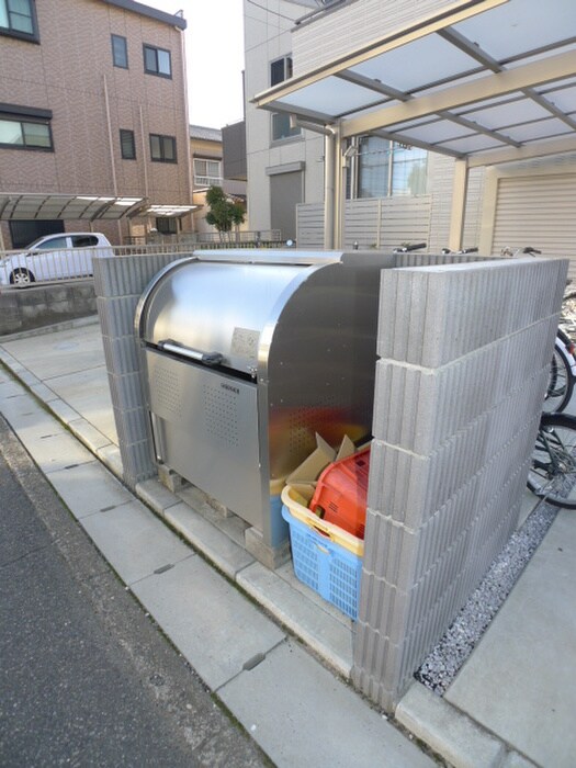 Ｌｅ　ｔｒｅｆｌｅの物件外観写真