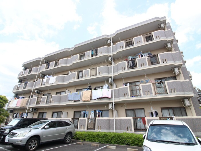 ウィスタリア２の物件外観写真