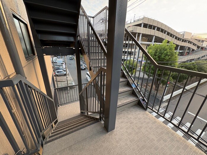 川村ビルの物件外観写真