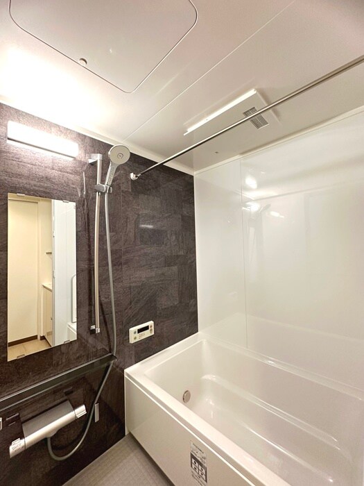 コンフォリア西麻布の物件内観写真