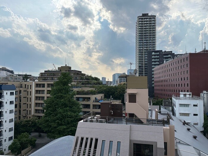 コンフォリア西麻布の物件内観写真