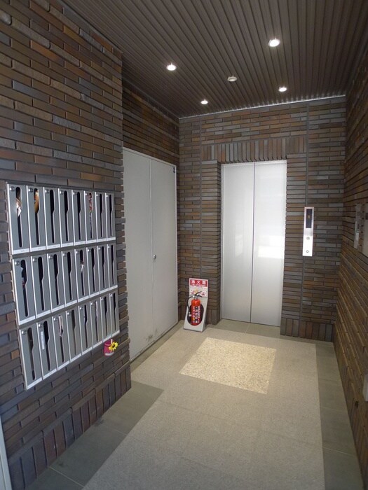 グロアール上尾の物件外観写真