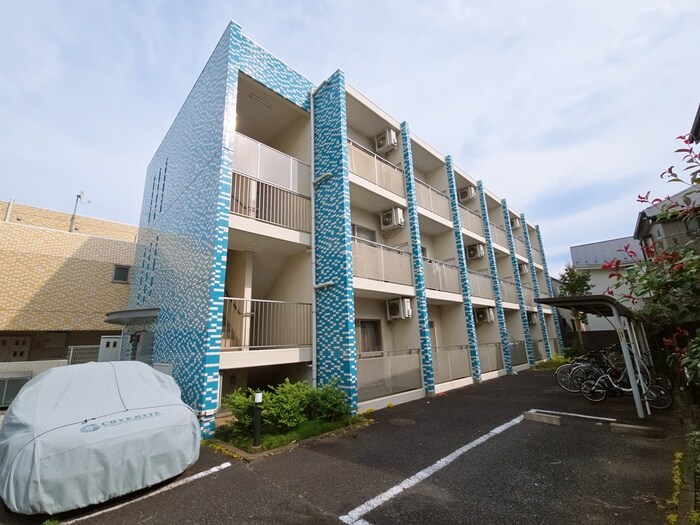 オランダ弐番館の物件外観写真