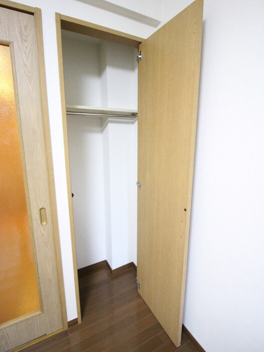 オランダ弐番館の物件内観写真