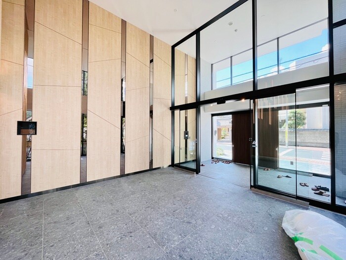 ジオエント上野稲荷町の物件外観写真