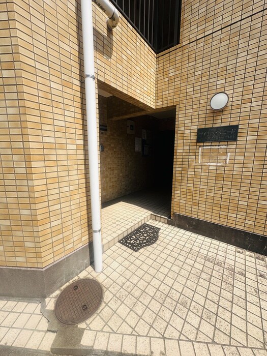 ヴィエンベニードの物件外観写真