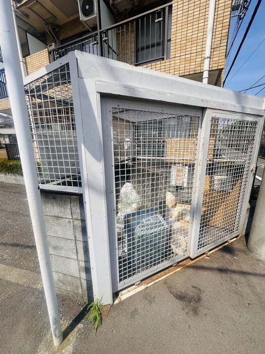 ヴィエンベニードの物件外観写真