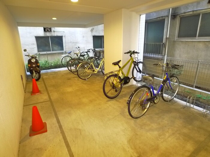 ＥａｓｔＯｎｅ平井の物件外観写真